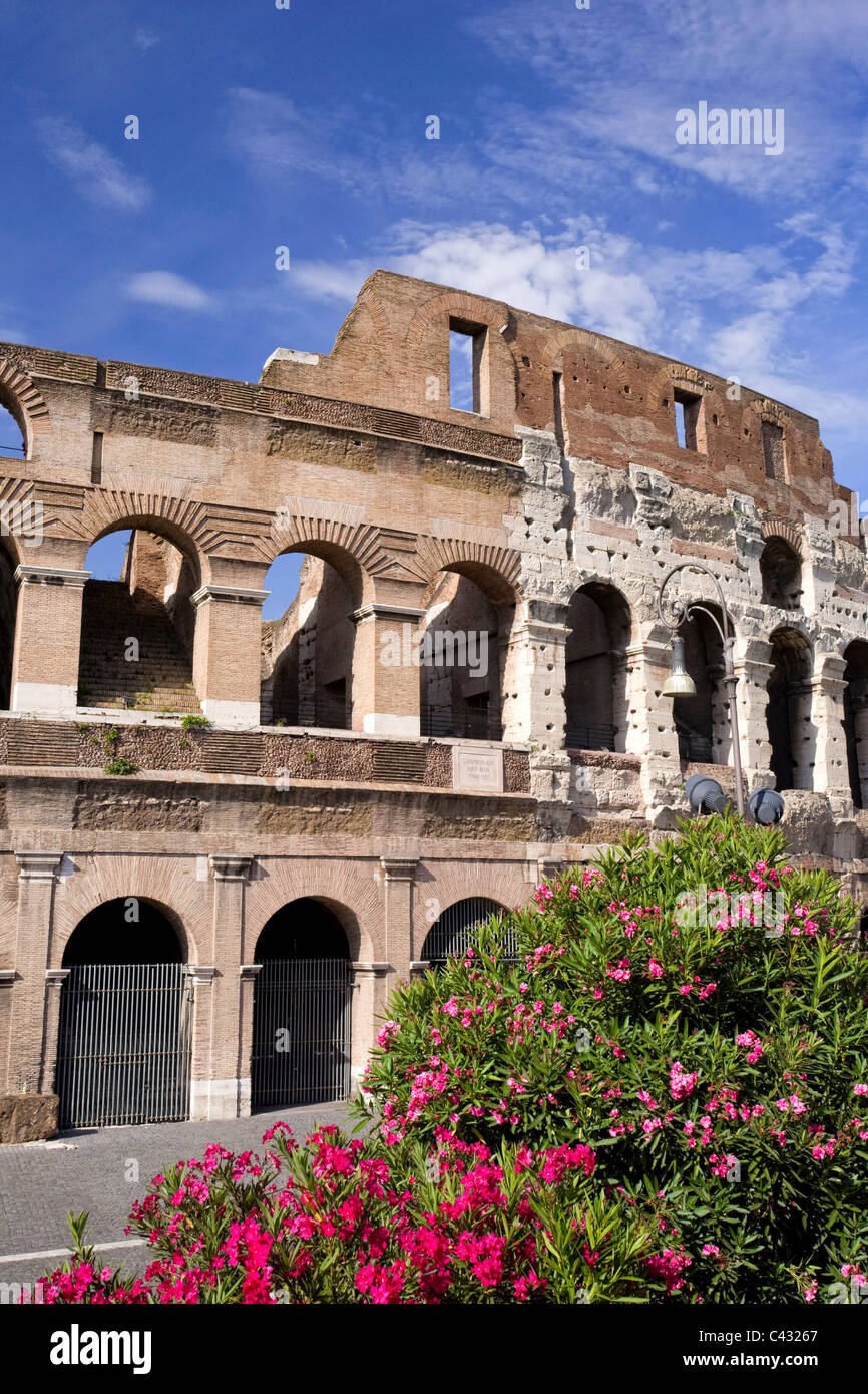 Coluseeum Rome High Res Rome italy the colosseum hi-res stock photography and images - Alamy