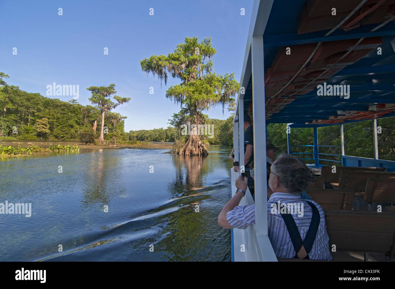 Scenic boat tour along the Wakulla River at Wakulla Springs State Park