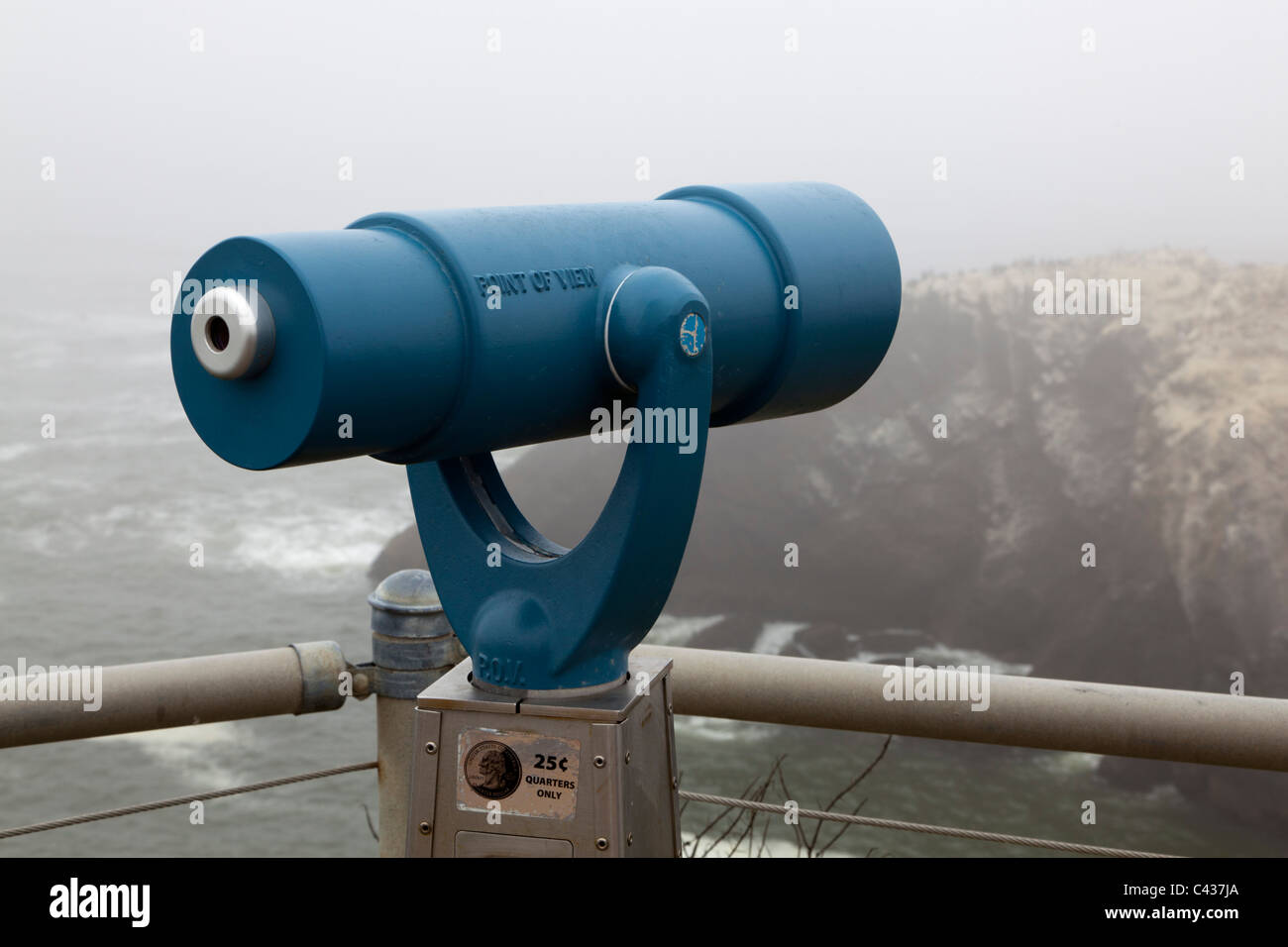 Telescope at in Yaquina Head Lighthouse Oregon USA Stock Photo Alamy