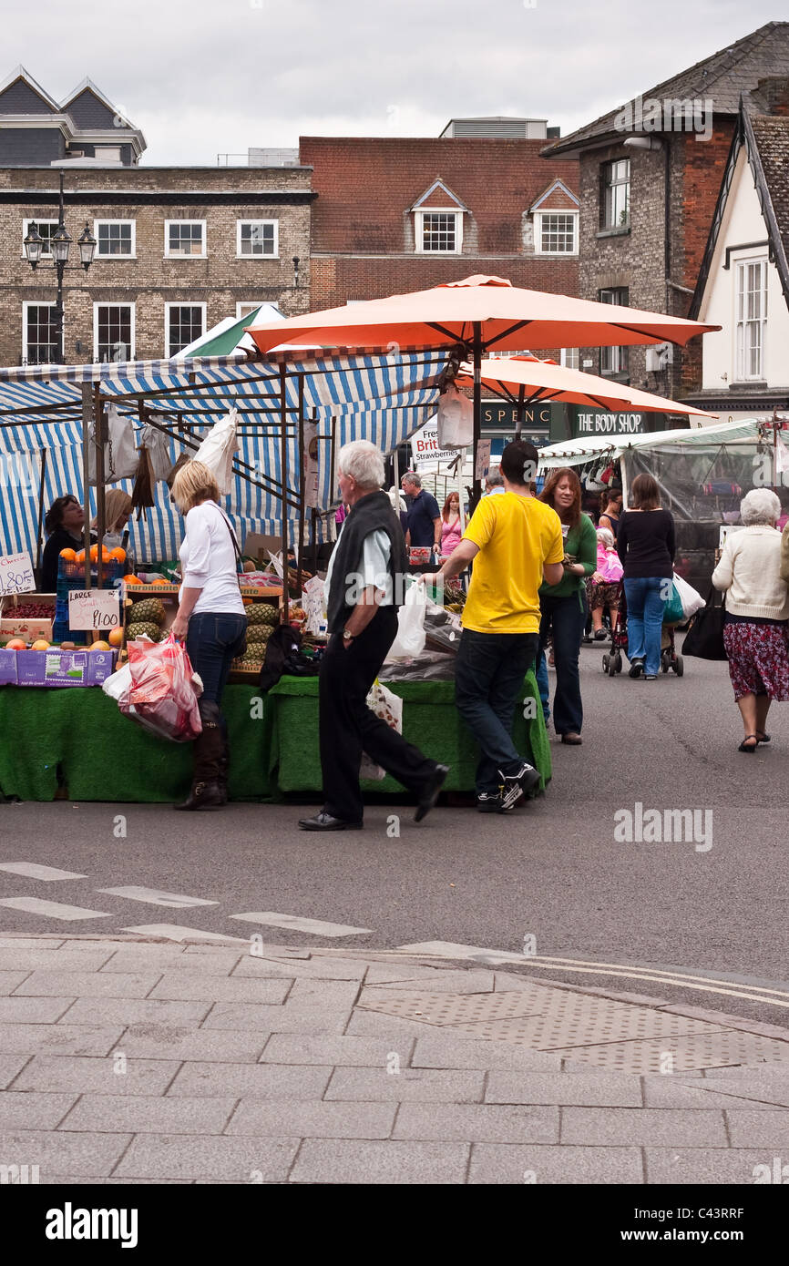 Bury st edmunds market hires stock photography and images Alamy