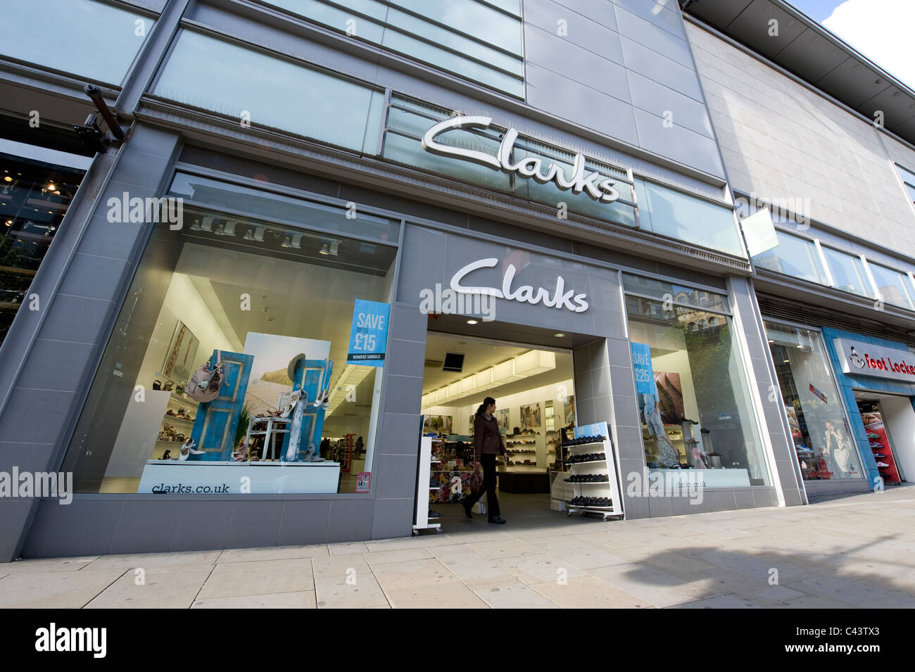 The storefront of the high street retailer Clarks on Market Street,  Manchester. (Editorial use only Stock Photo - Alamy