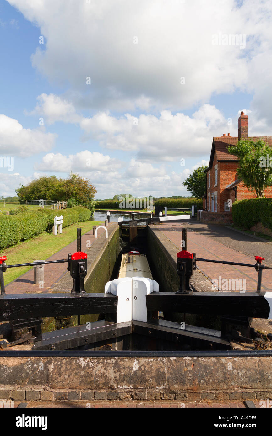The Bratch Locks on the Staffs & Worcs canal in Wombourne Stock Photo