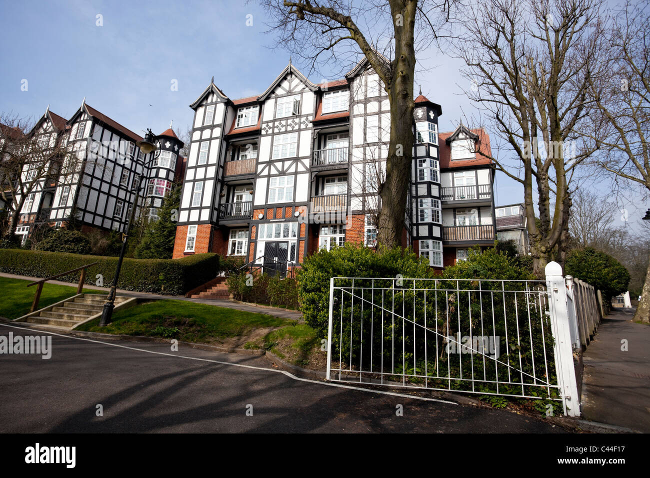 Holly Lodge Estate, Makepeace Mansions, gated community residential