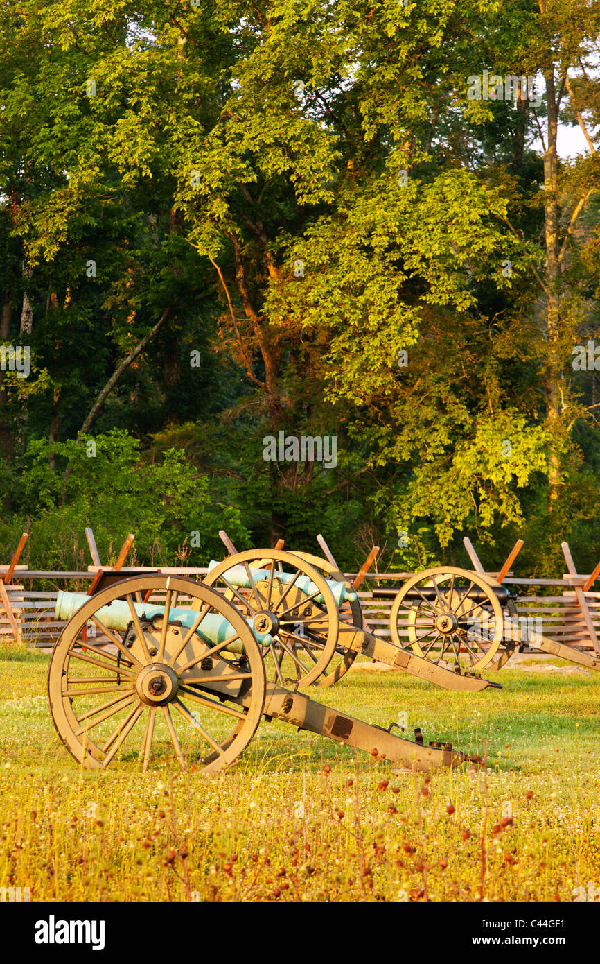 Battlefield line hi-res stock photography and images - Alamy