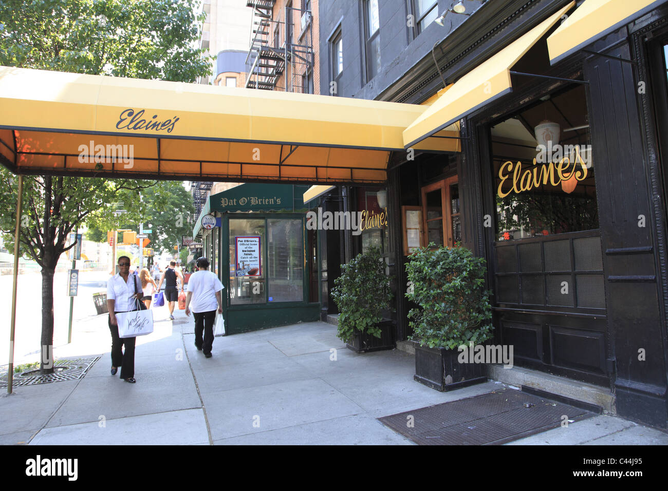 Elaine’s Restaurant, famed hangout for literary elite, Upper East Side, Manhattan, New York City  Stock Photo