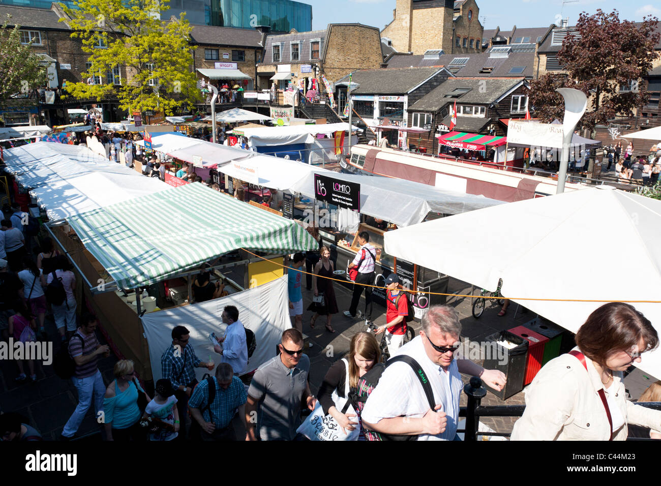 Market stalls uk hi-res stock photography and images - Alamy