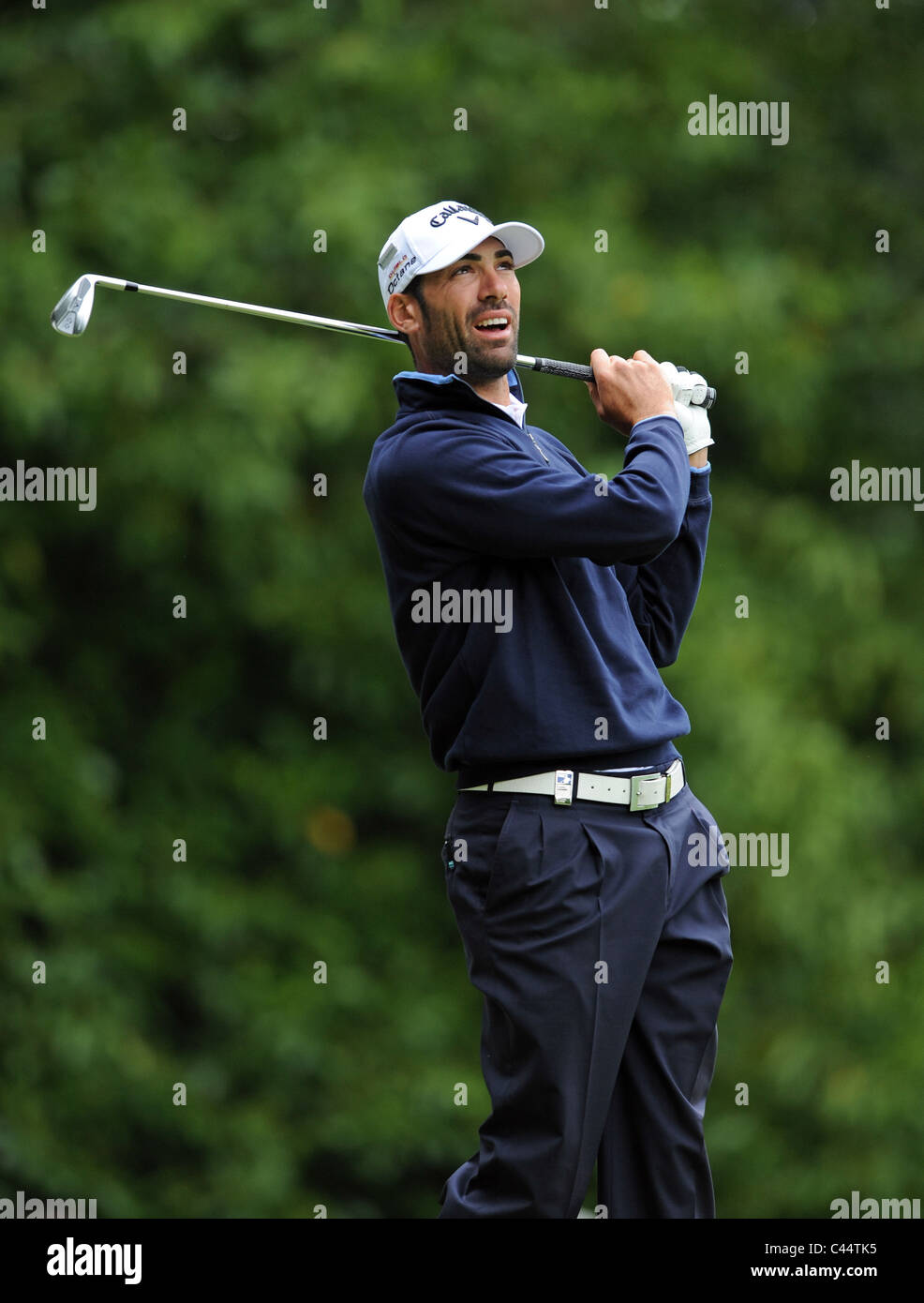 Professional Golfer Alvaro Quiros plays a shot Stock Photo - Alamy