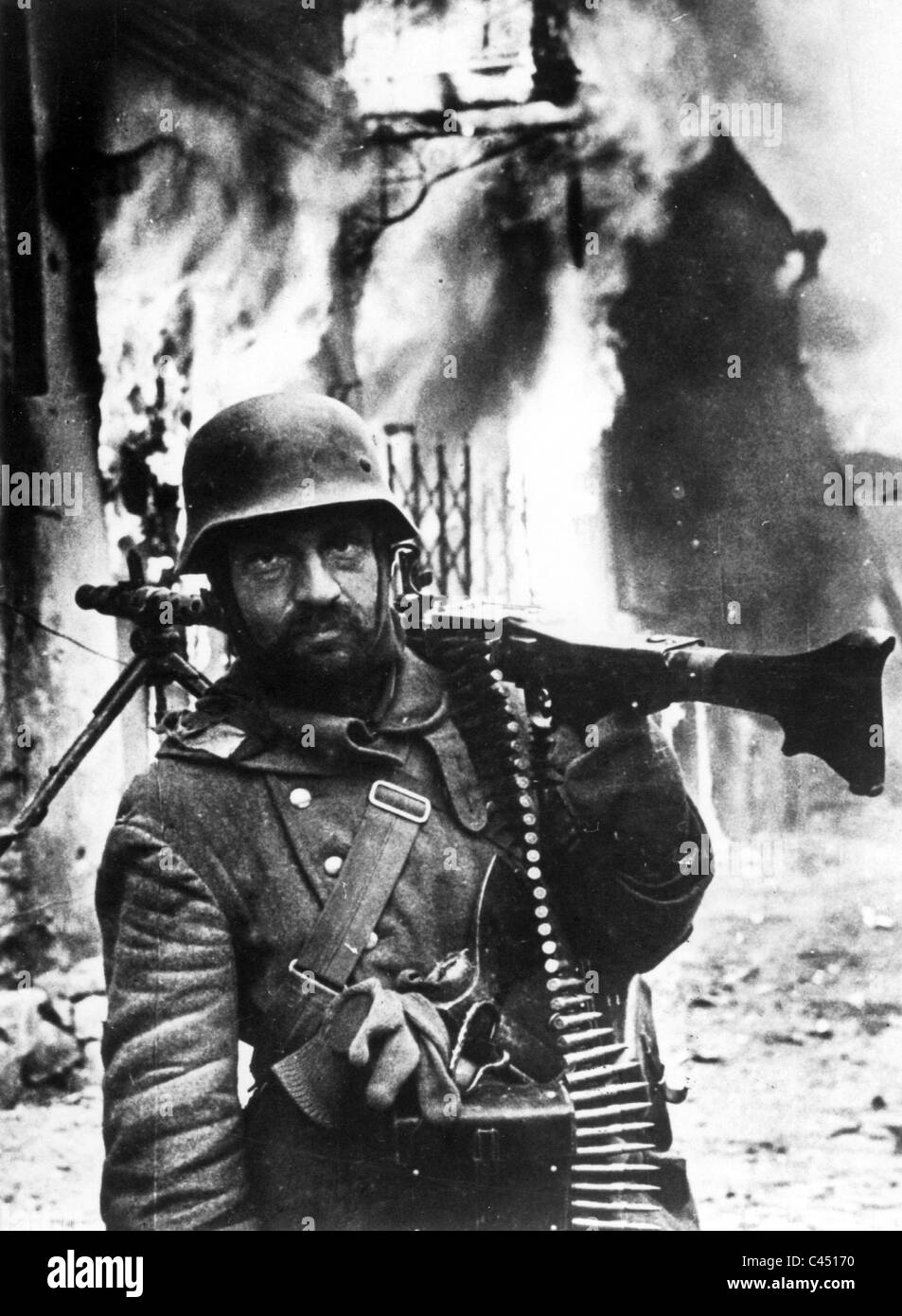 A Nazi German MG gunner during the fighting in Shitomir, December 1943 Stock Photo