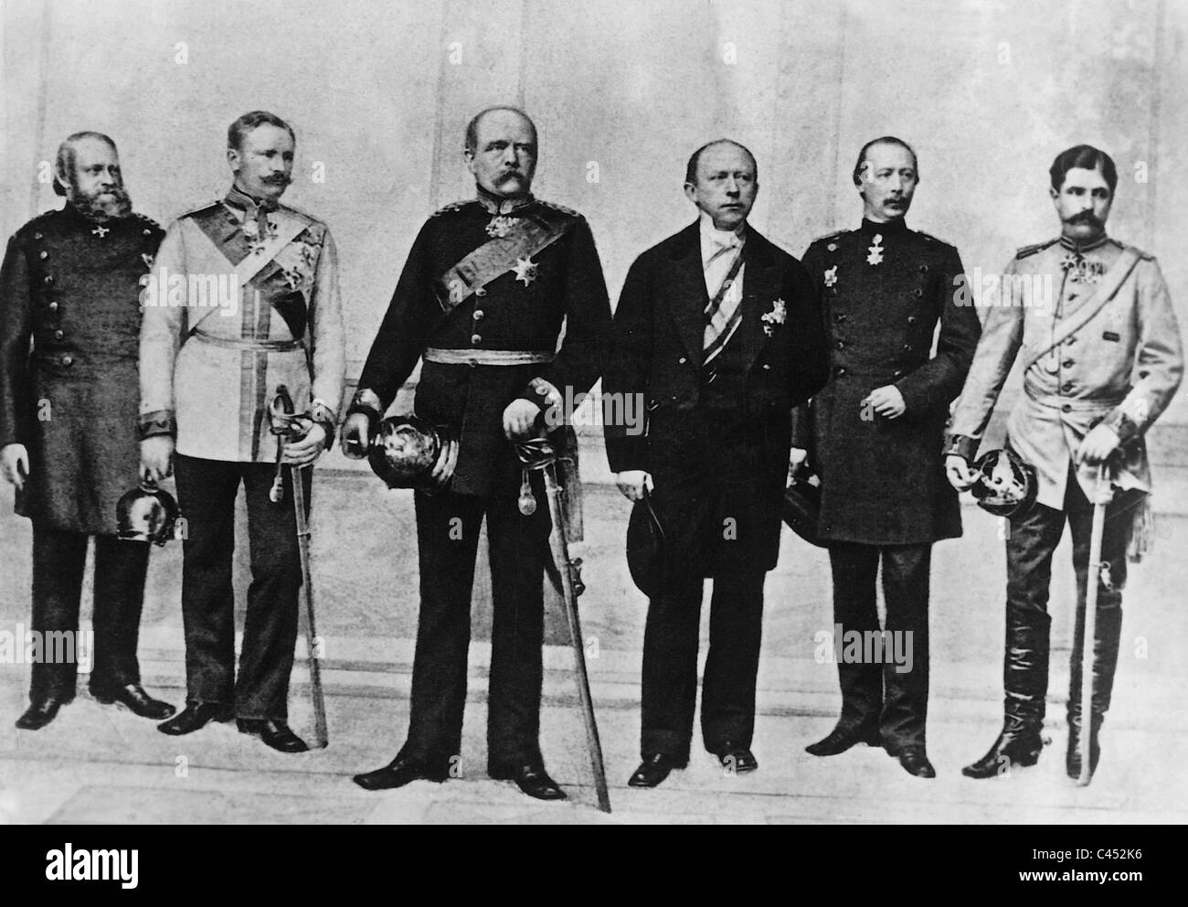 Otto von Bismarck with diplomats, 1871 Stock Photo