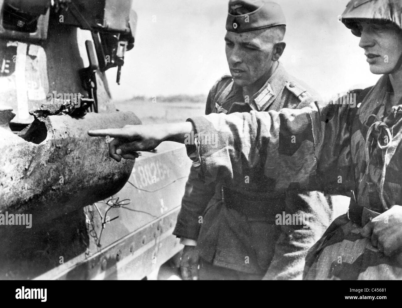 1943 russian tank hi-res stock photography and images - Alamy
