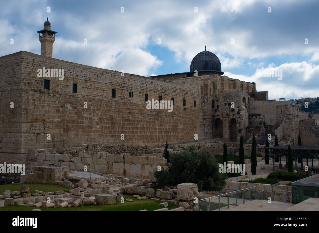 The Al-Aqsa Mosque on Temple Mount as viewed from the Dung Gate. Jerusalem, Israel. 2 June 2011. Stock Photo