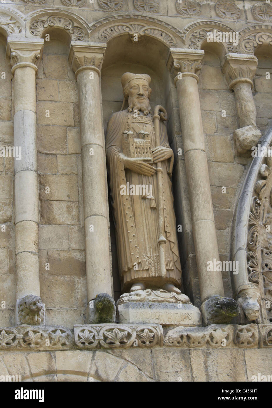 Statue on side of Rochester Cathedral, Kent Stock Photo