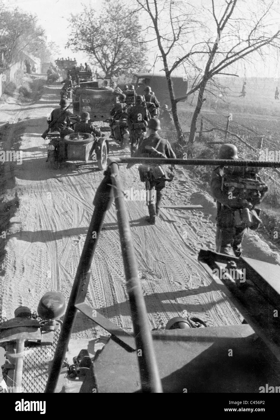 German column on the Eastern Front, 1941 Stock Photo