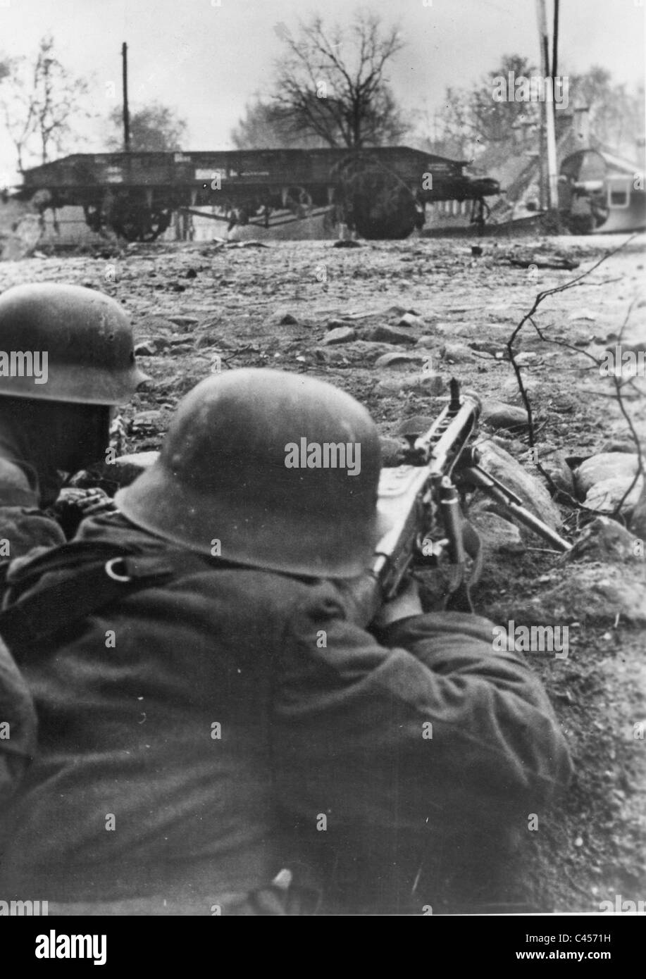 German soldiers in position on the Eastern Front, 1944 Stock Photo
