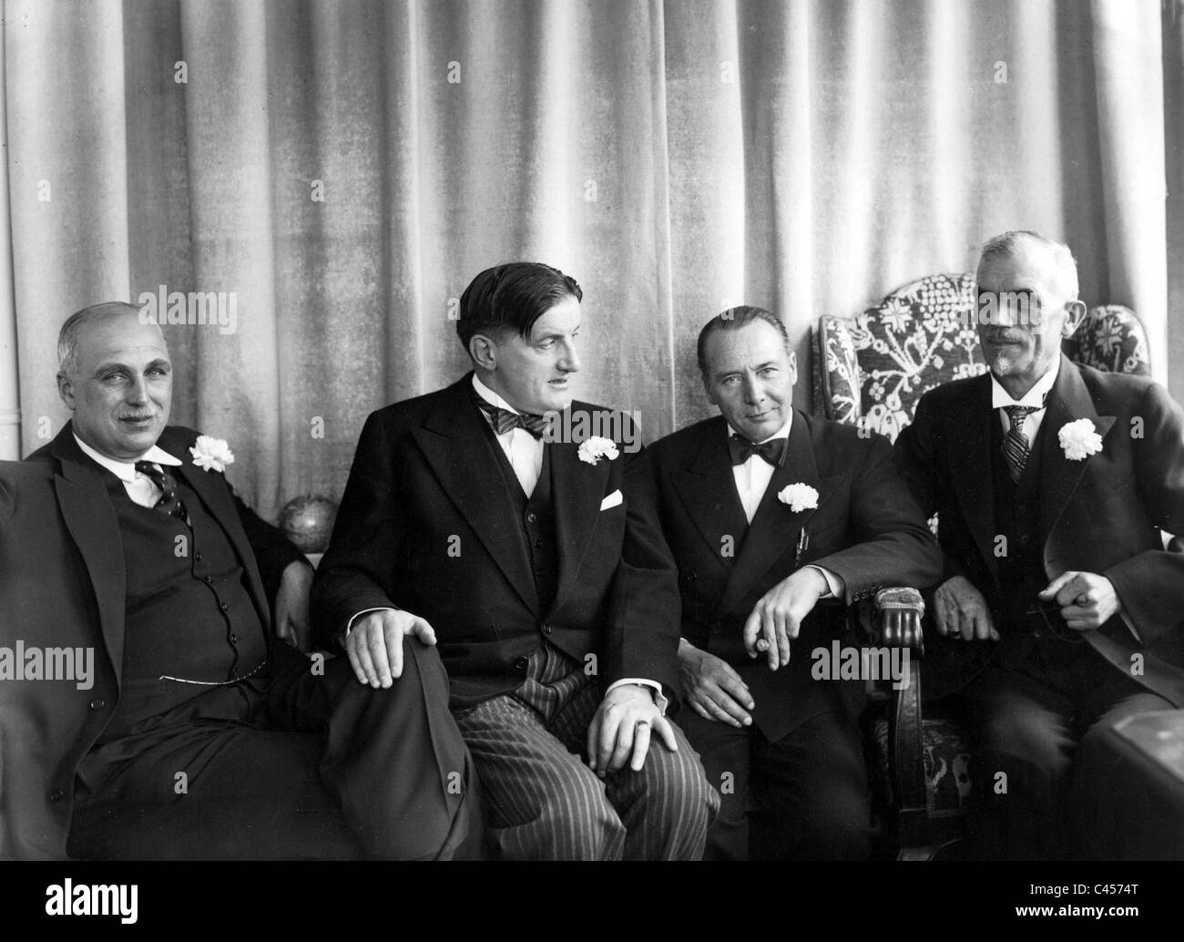Reception at Dr. Ernst Hanfstaengl, 1935 Stock Photo