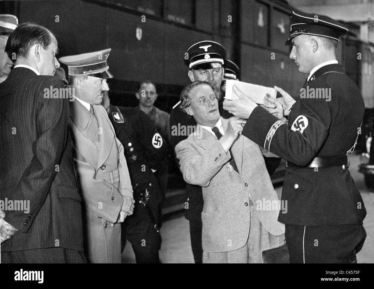 Adolf Hitler, Albert Speer and Josef Thorak in Munich, 1936 Stock Photo