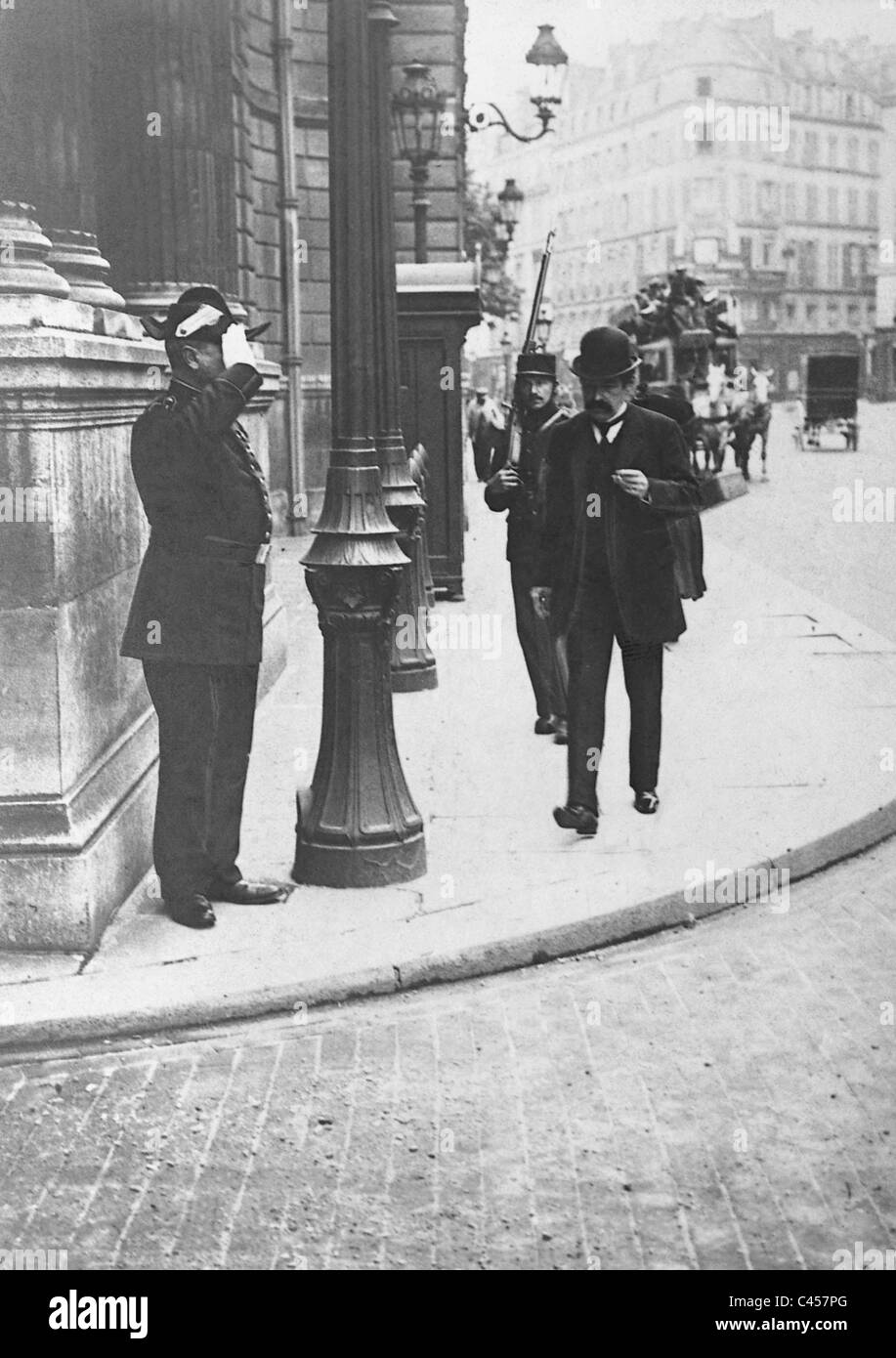 Aristide Briand in front of the Elysee Palace Stock Photo