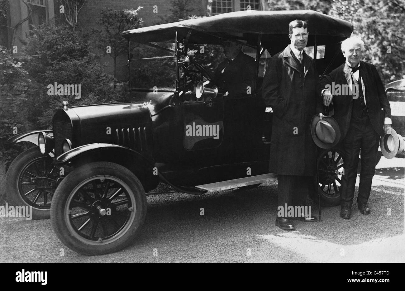 Heir to the throne Gustaf Adolf of Sweden and Thomas Alva Edison in front of a car, 1926 Stock Photo