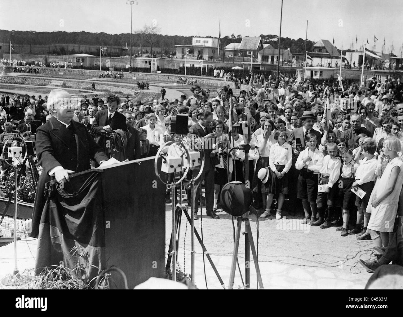 Gerhart Hauptmann opens 'Sun, Air and House for All', 1932 Stock Photo