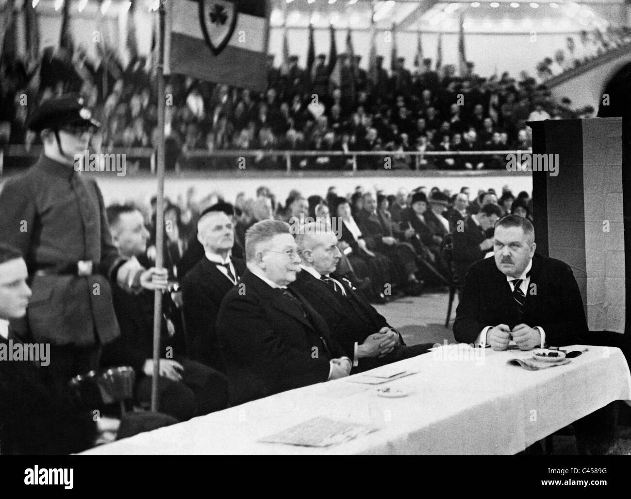 Alfred Hugenberg, Steinhoff and Wilhelm Laverrenz at a celebration of the founding of the Reich, 1931 Stock Photo