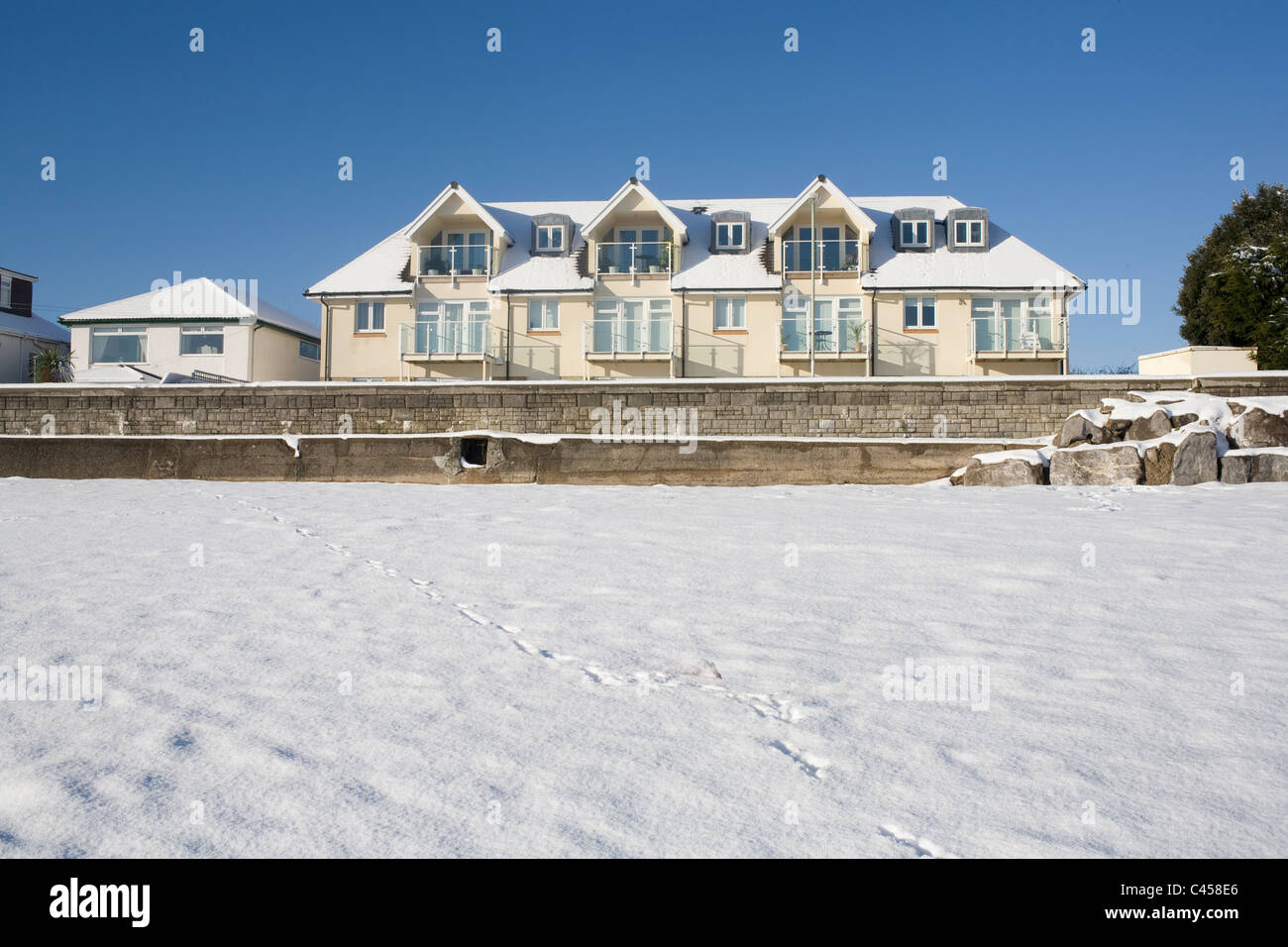 Newton, Porthcawl, Mid Wales, beachfront apartments with