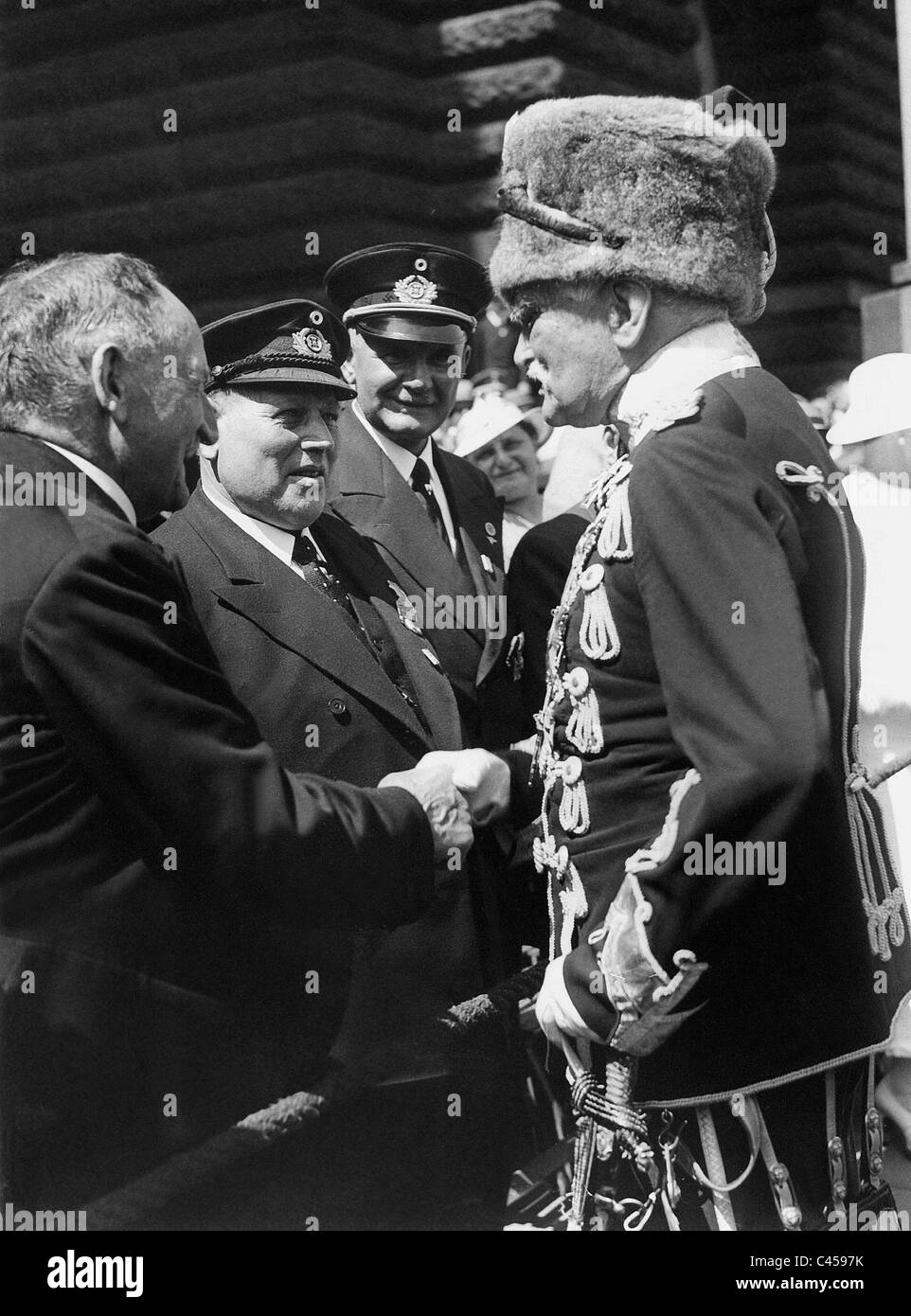 August von Mackensen talking to veterans, 1935 Stock Photo