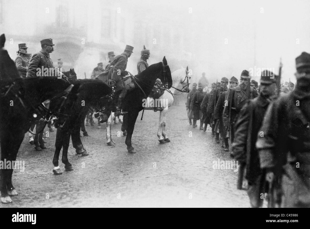 August von Mackensen in Bucharest, 1916 Stock Photo