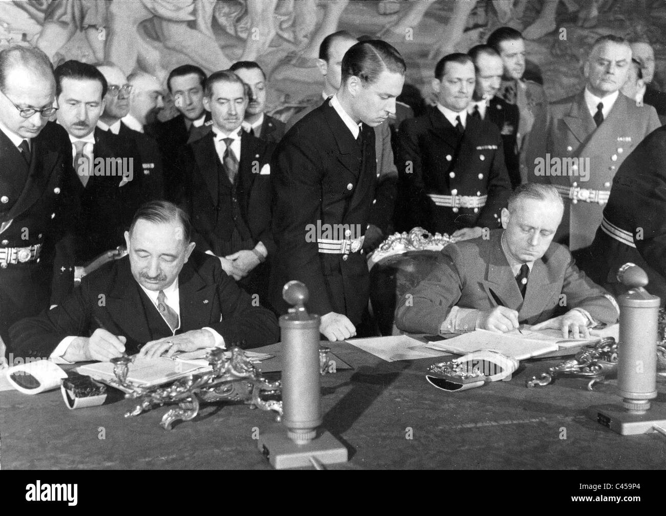 Joachim von Ribbentrop and Dimitrov Filov sign the accession to the Tripartite Pact, 1941 Stock Photo