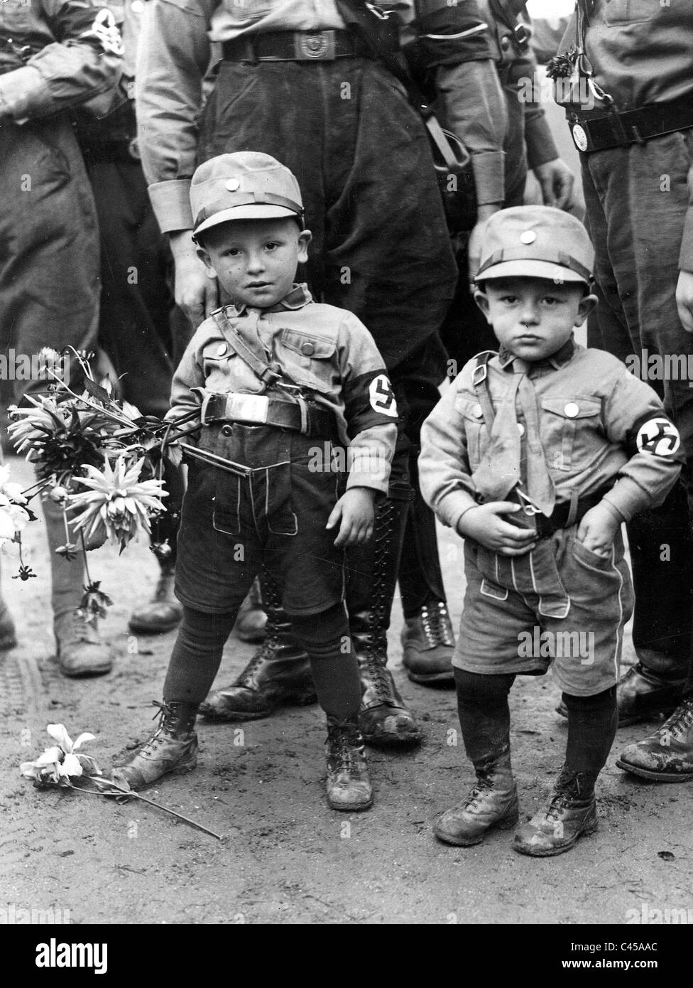 Nsdap uniform Black and White Stock Photos & Images Alamy