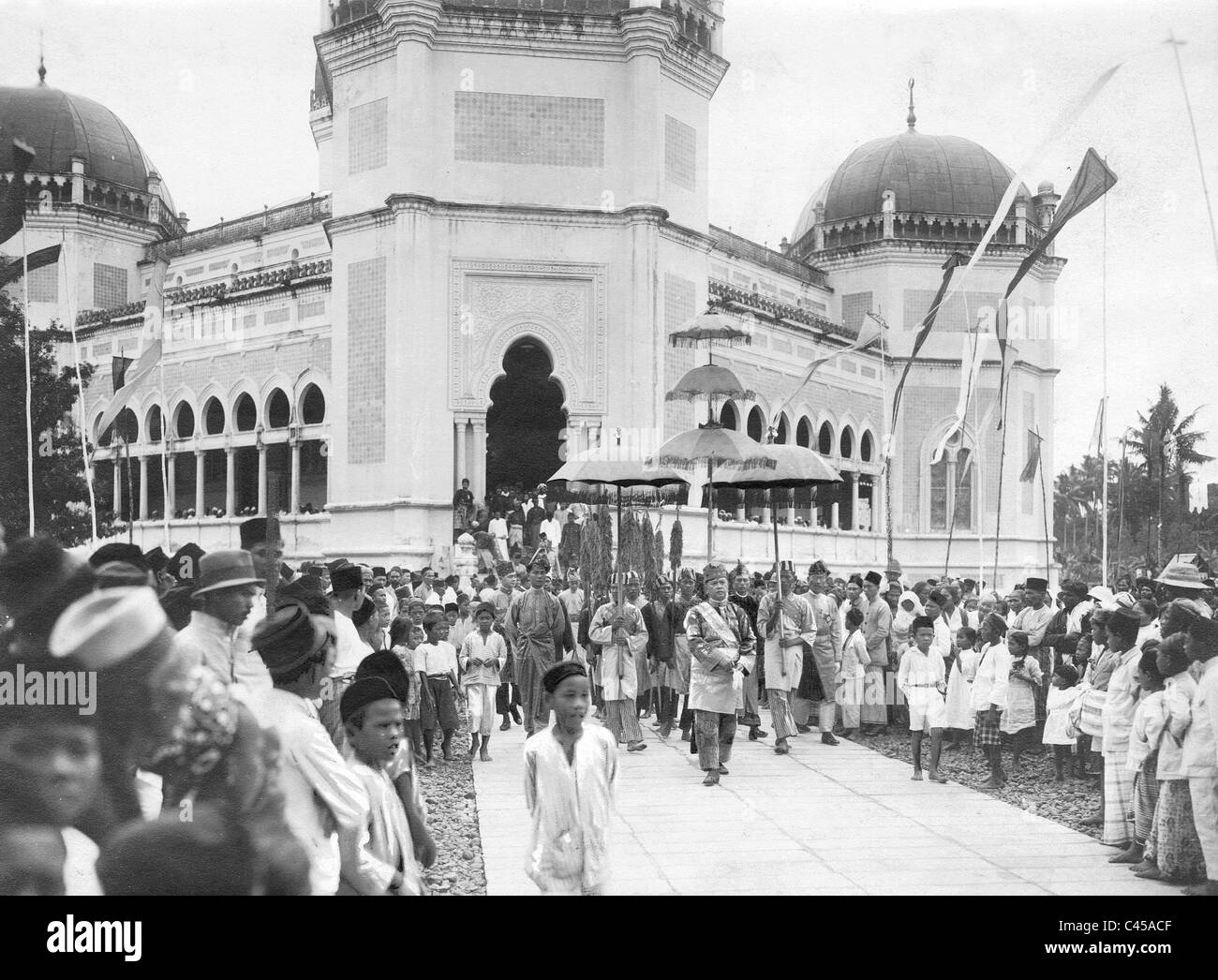 Crowning of the Sultan of Sumatra, 1925 Stock Photo