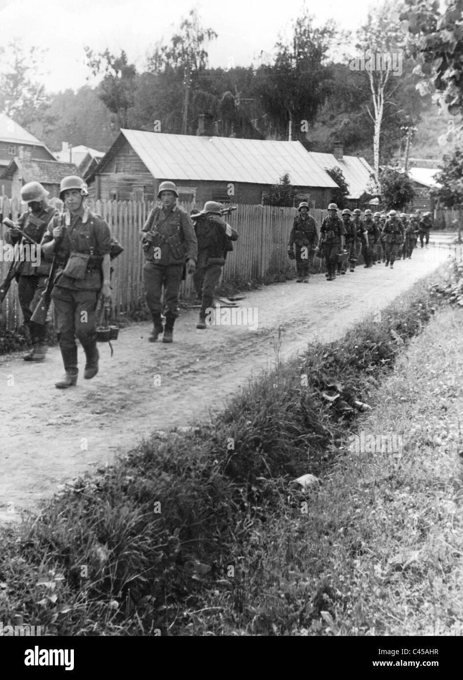 German soldiers in Lithuania, 1941 Stock Photo Alamy