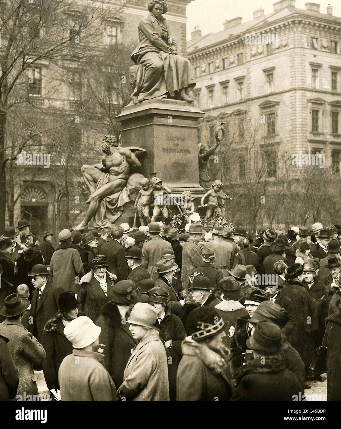 100th anniversary of Beethoven's death in Vienna, 1927 Stock Photo - Alamy