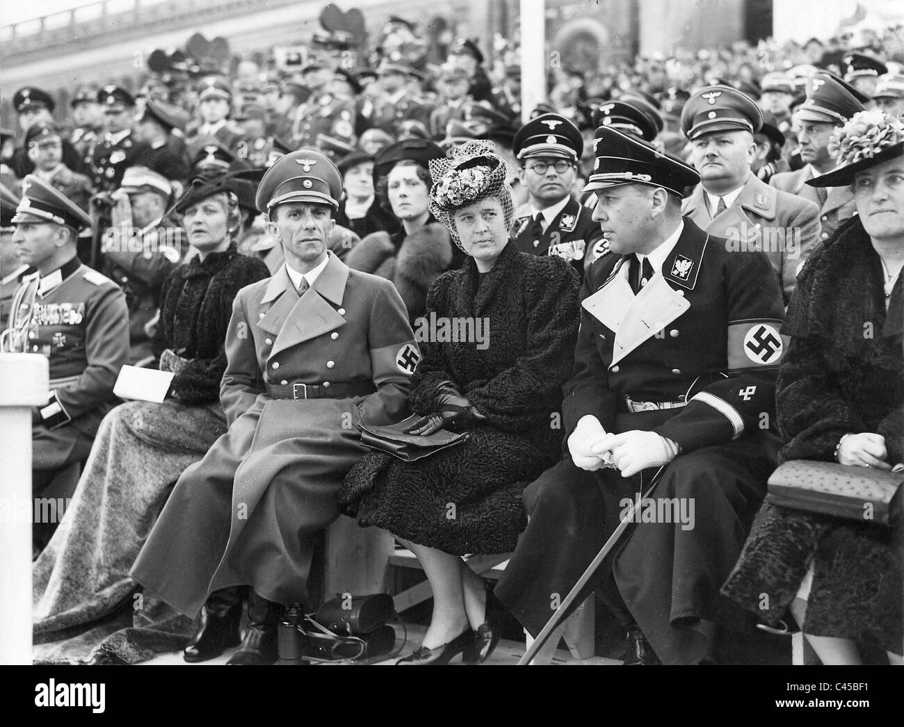 Magda Goebbels, Joseph Goebbels, Walther Darre, Philipp Bouhler, Martin Mut Stock Photo