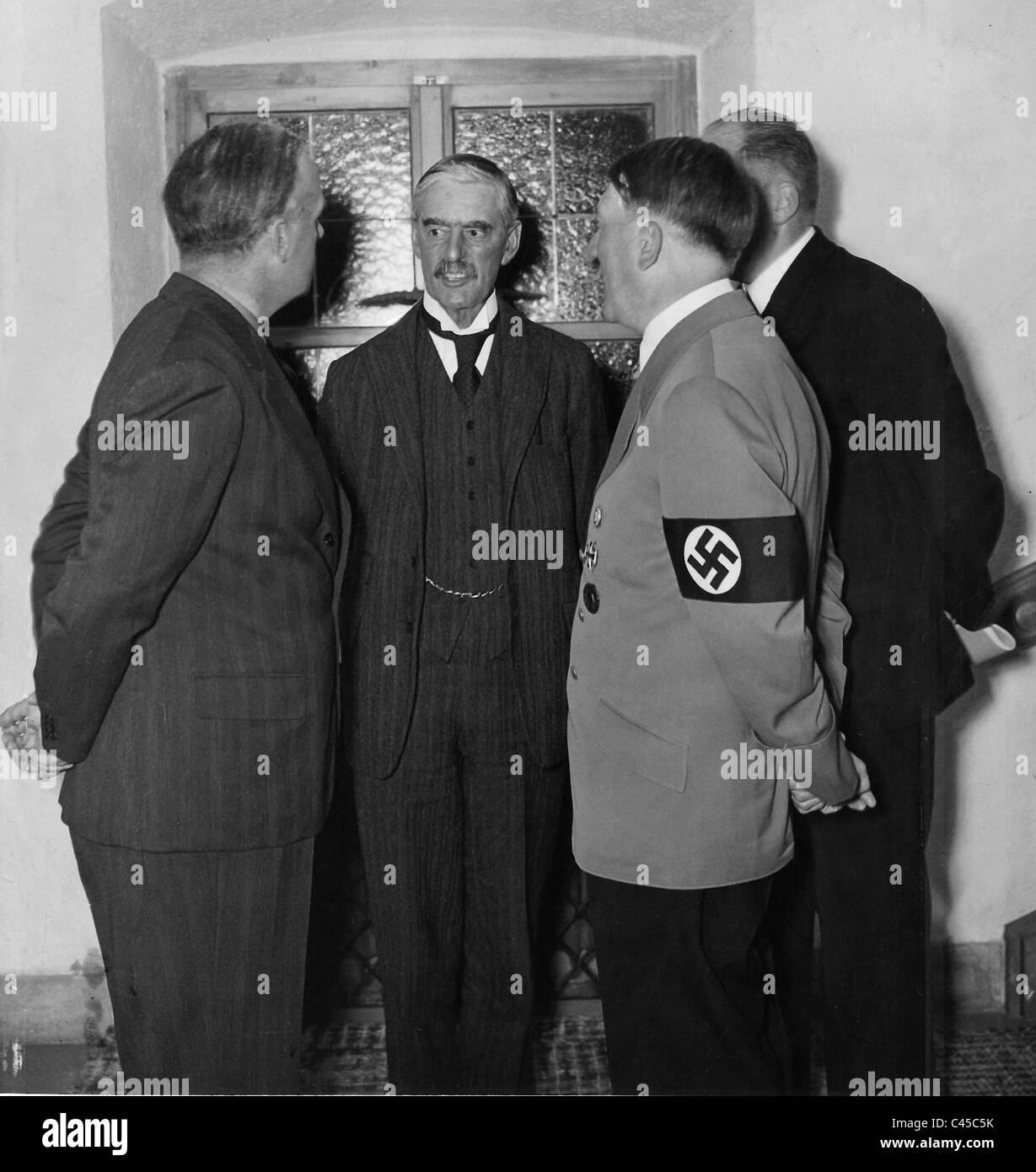 Joachim von Ribbentrop, Neville Chamberlain, Adolf Hitler at Berchtesgaden, 193 Stock Photo