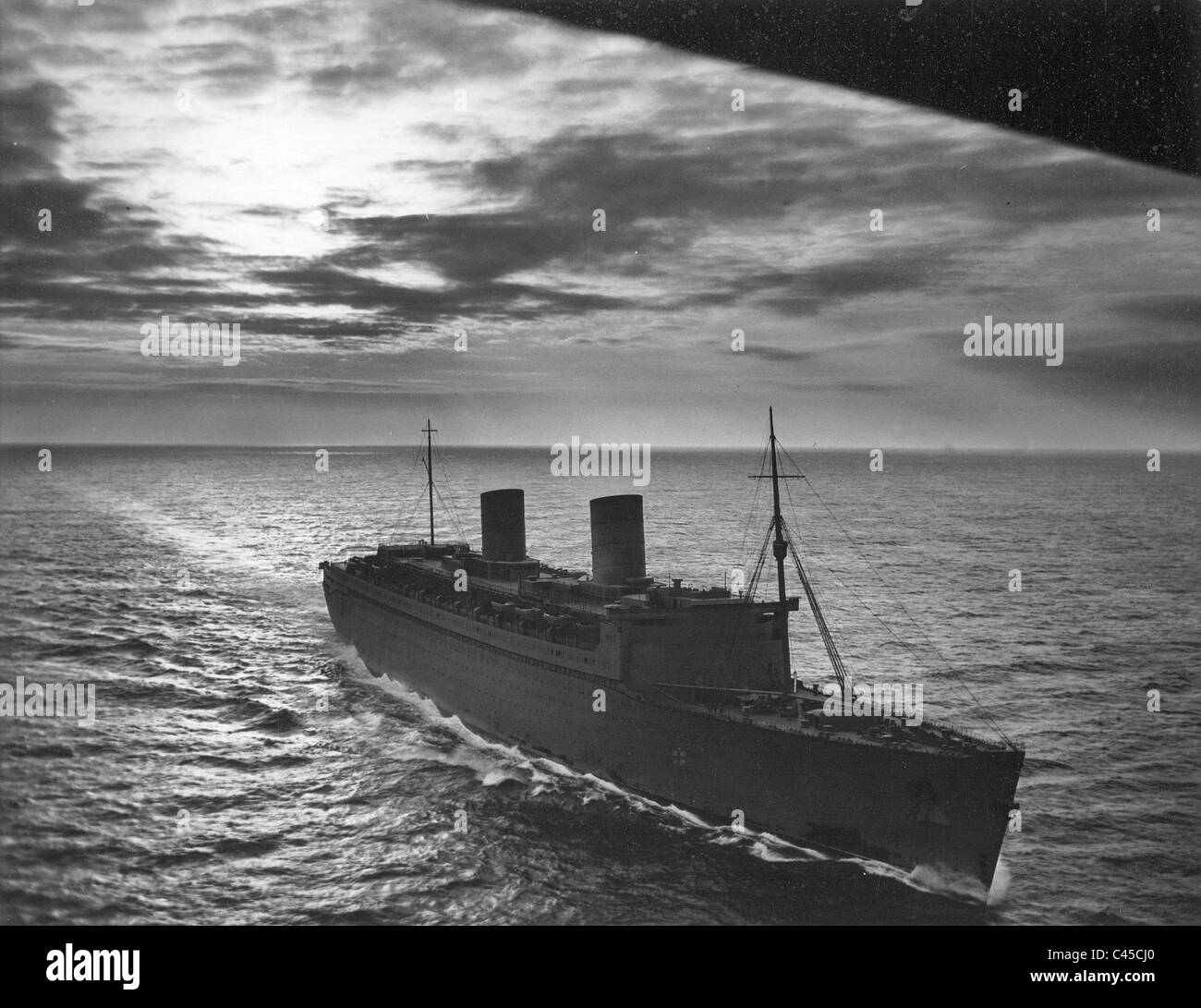 The liner 'Queen Elizabeth', 1940 Stock Photo