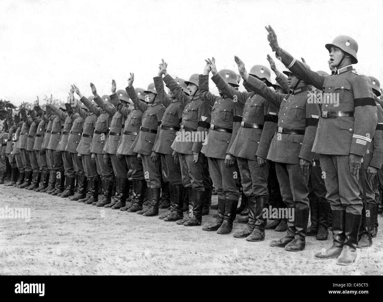 Reichswehr get's sworn in on Hitler's person Stock Photo