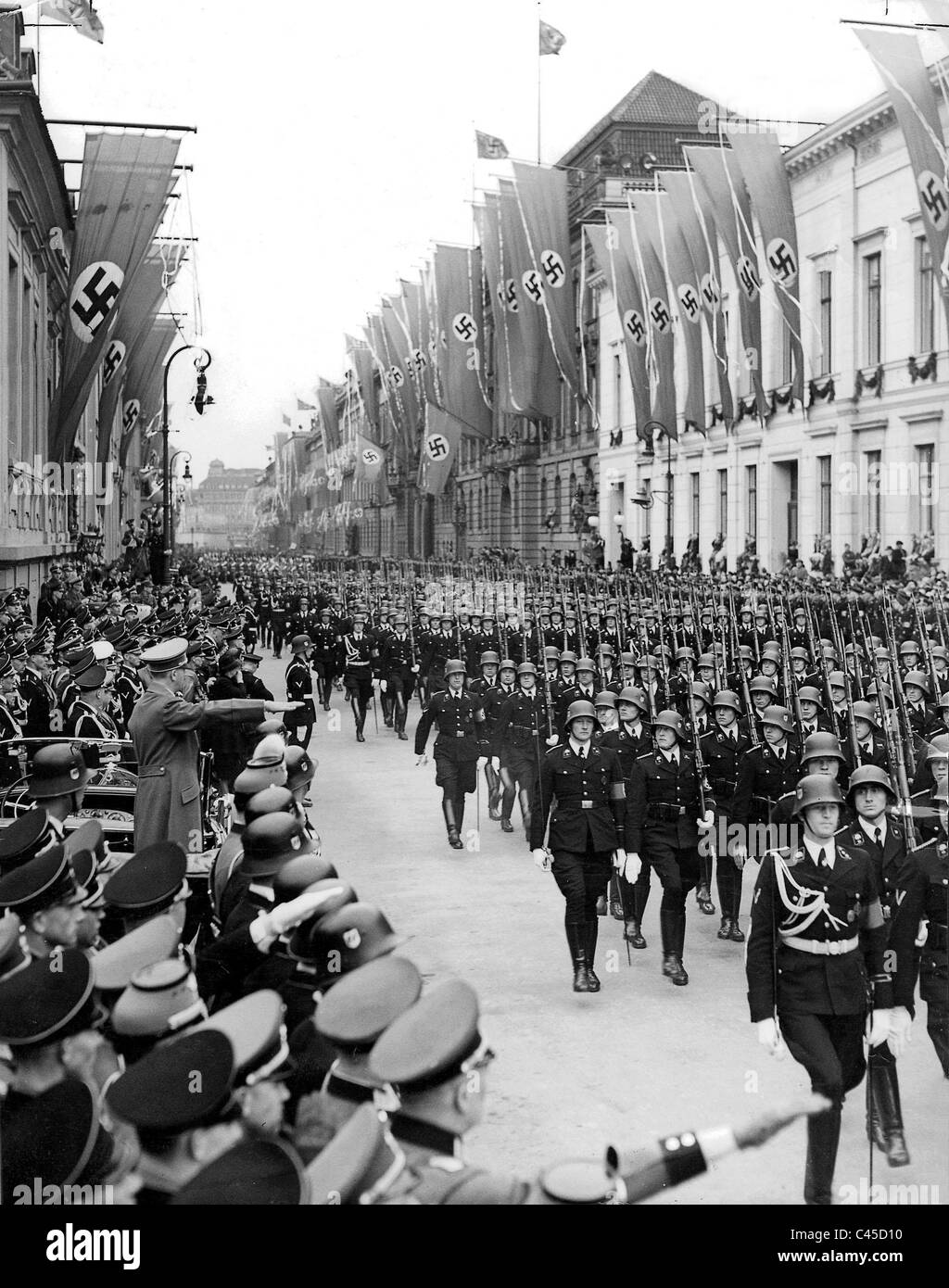 Parade of the 'Adolf Hitler SS-Guards' in front of Adolf Hitler 1939 Stock Photo