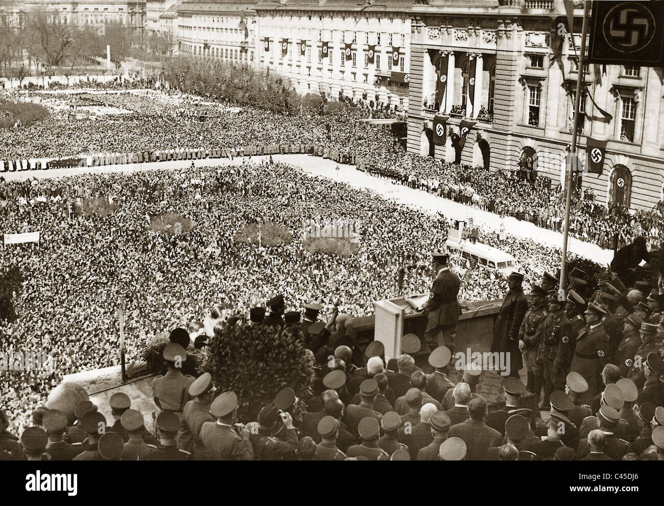 Hitler in Vienna 1938 Stock Photo