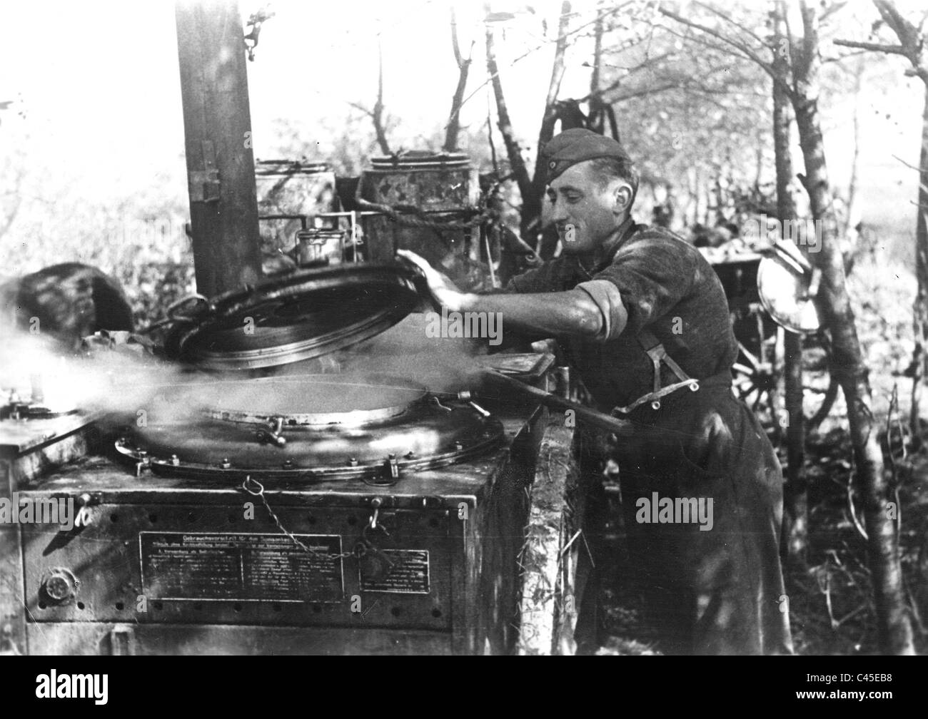 German Field Kitchen High Resolution Stock Photography and Images Alamy