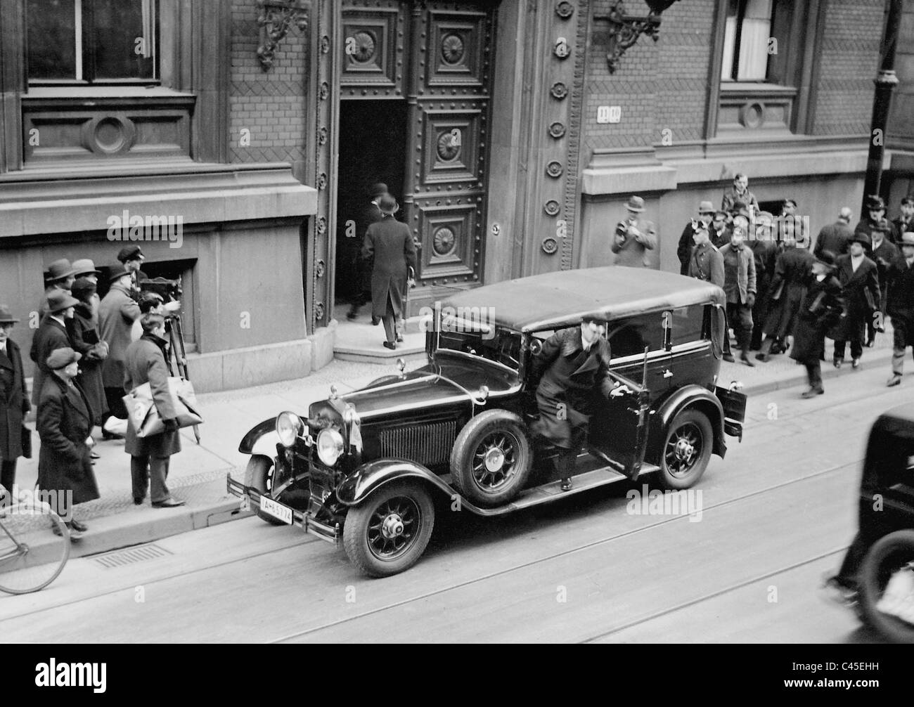 Standstill negotiations in Berlin, 1931 Stock Photo Alamy