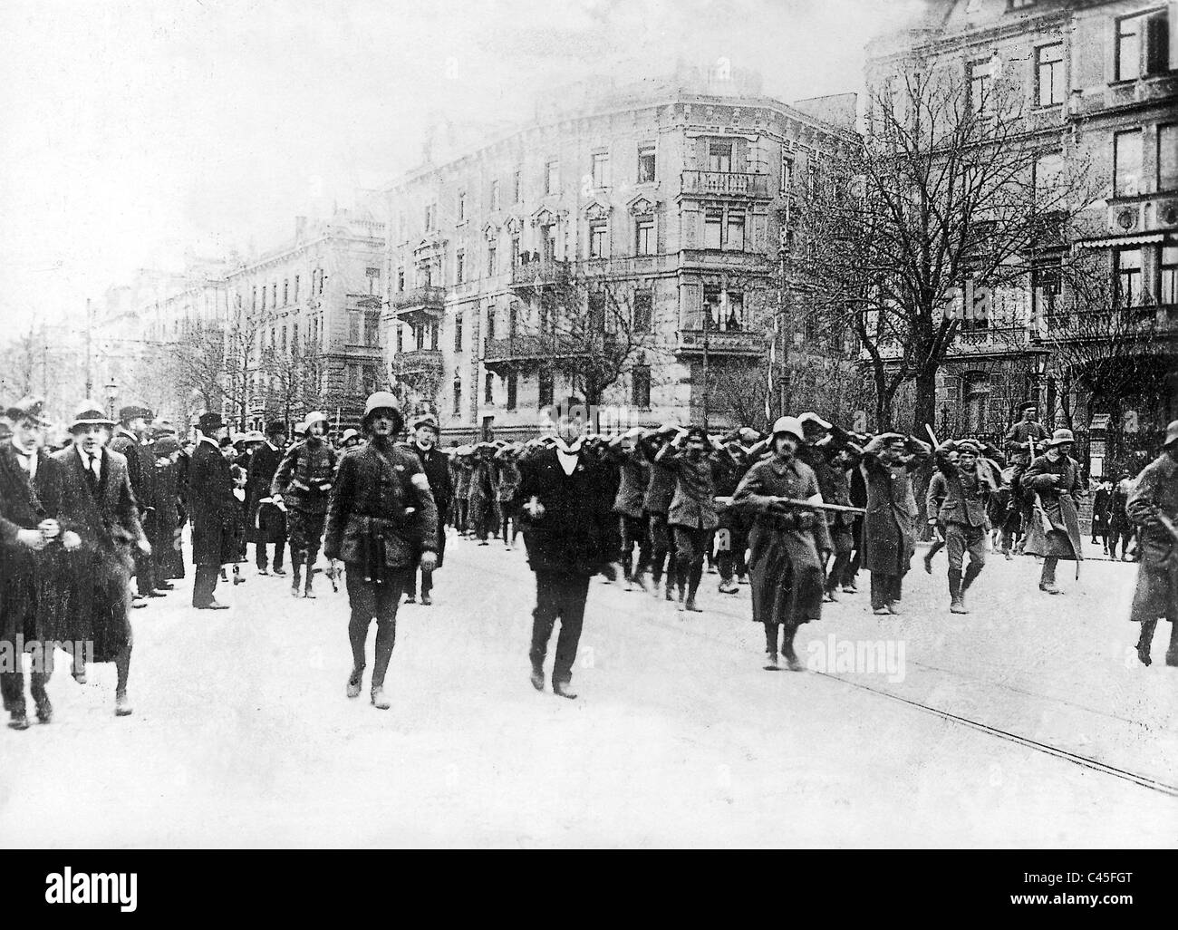 Government troops lead followers of the Bavarian Soviet Republic away, 1919 Stock Photo