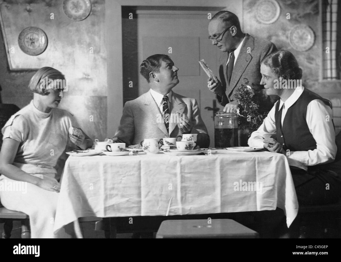 Liselotte Henke, Hans Leibelt, Gustaf Gruendgens and Emmy Sonnemann in 'The Concert', 1933 Stock Photo