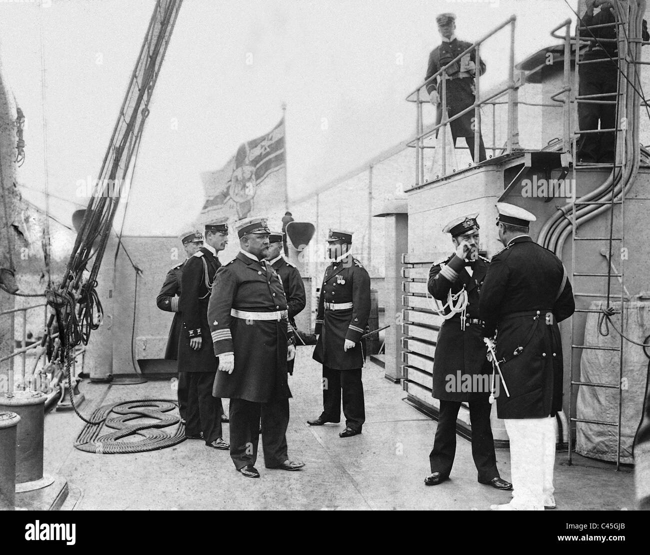 Wilhelm II. and Nicholas II. during talks at the Cruiser 'Berlin' in Bjoerkoe Sound, 1905 Stock Photo
