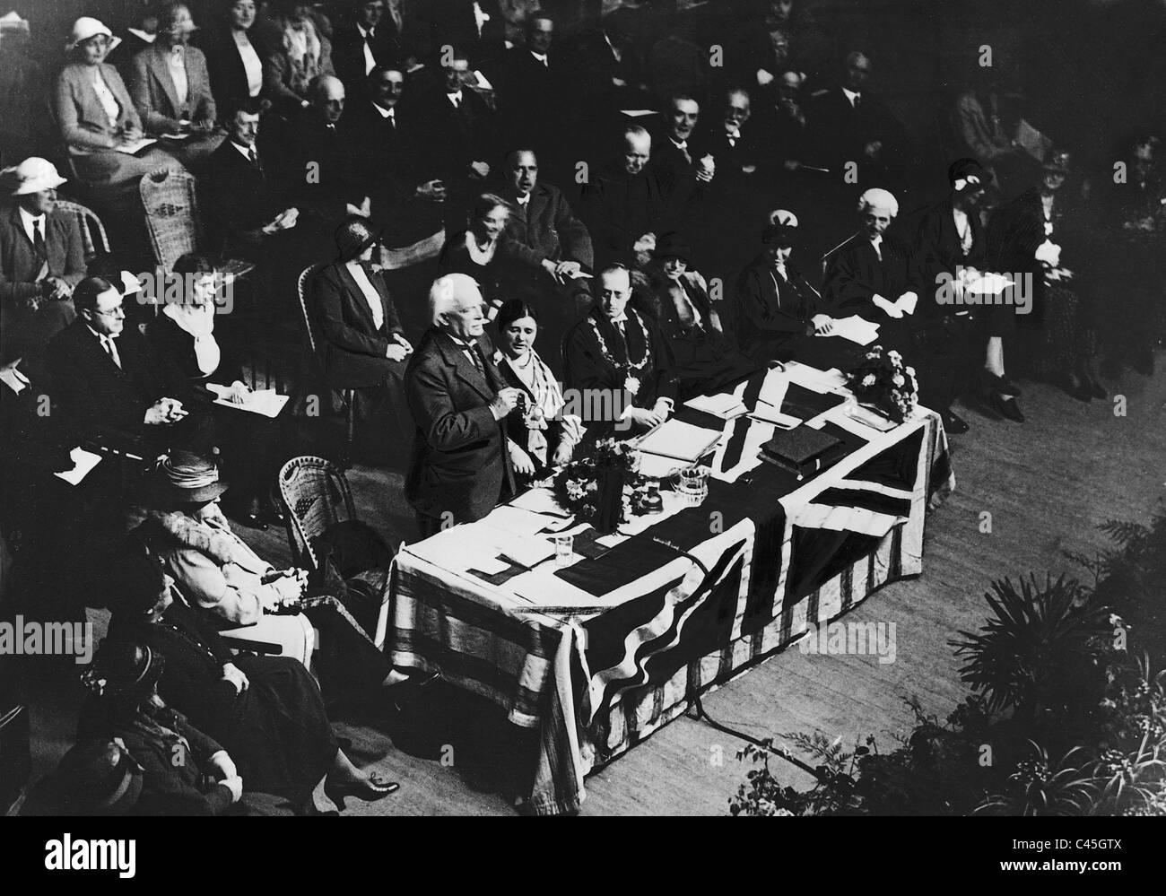 David Lloyd George during a speech at Scarborough, 1933 Stock Photo