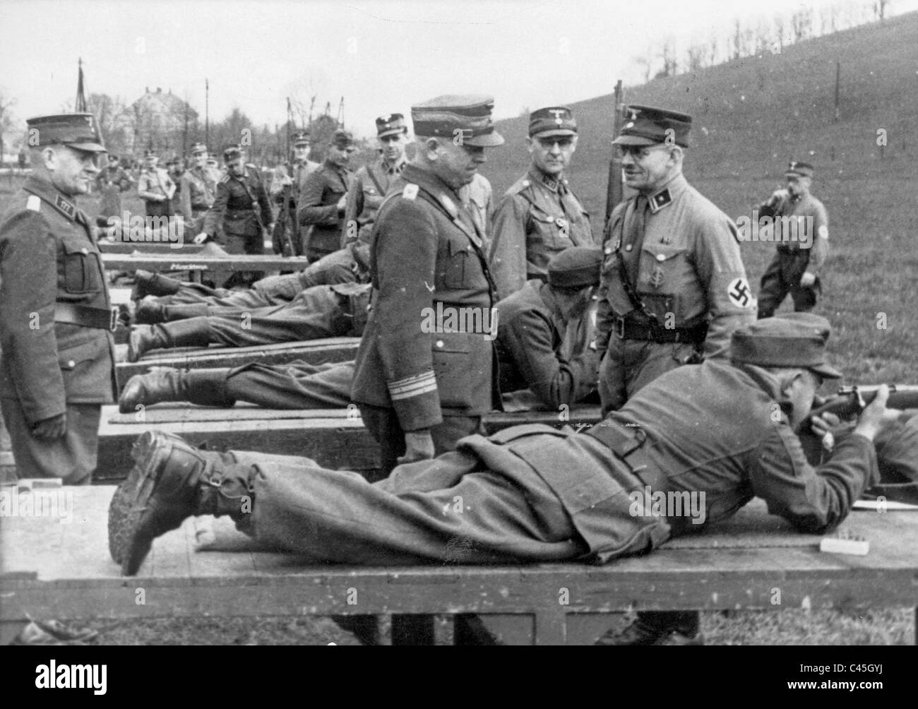 William Schepmann at the firing practice of the Volkssturm, 1944 Stock Photo