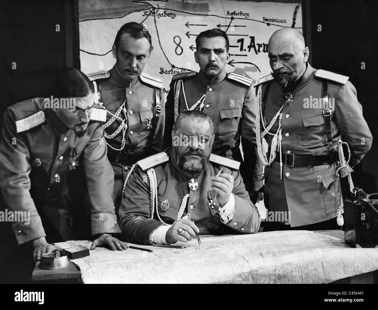 Heinrich George, Scharf, Konstantinow, Claudius and von Winterstein in: 'Der andere Feldherr', 1936 Stock Photo