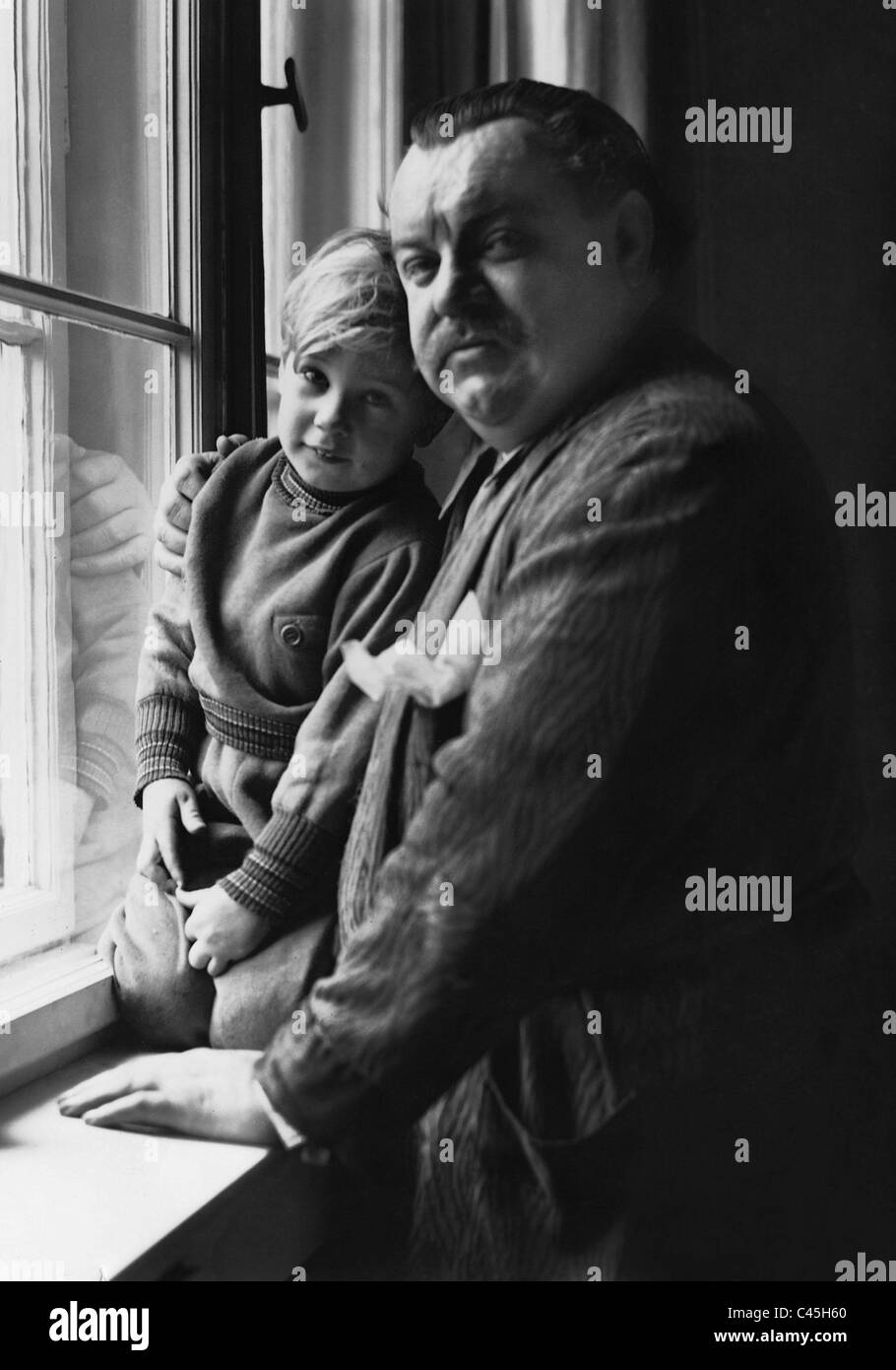 Heinrich George with son Albert George, 1934 Stock Photo