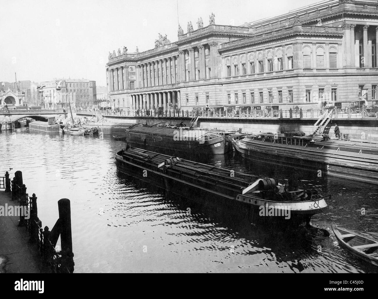 Berlin stock market, 1925 Stock Photo Alamy