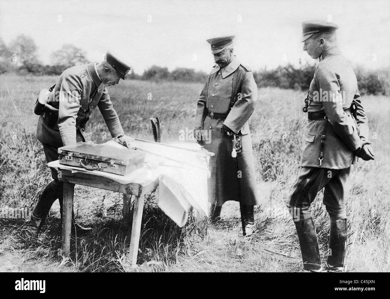 Kaiser Wilhelm II with Prince Heinrich of Prussia on the Western front, 1918 Stock Photo