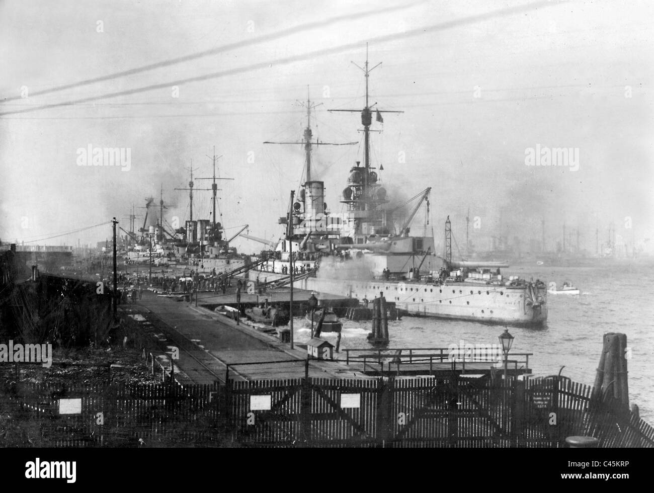 Ships of the deep-sea fleet in the Wilhelmshaven harbor, 1918 Stock Photo